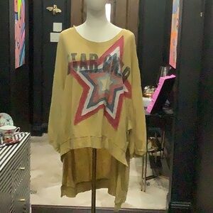 Magnolia Pearl EUC Star Child Hi Low Tunic